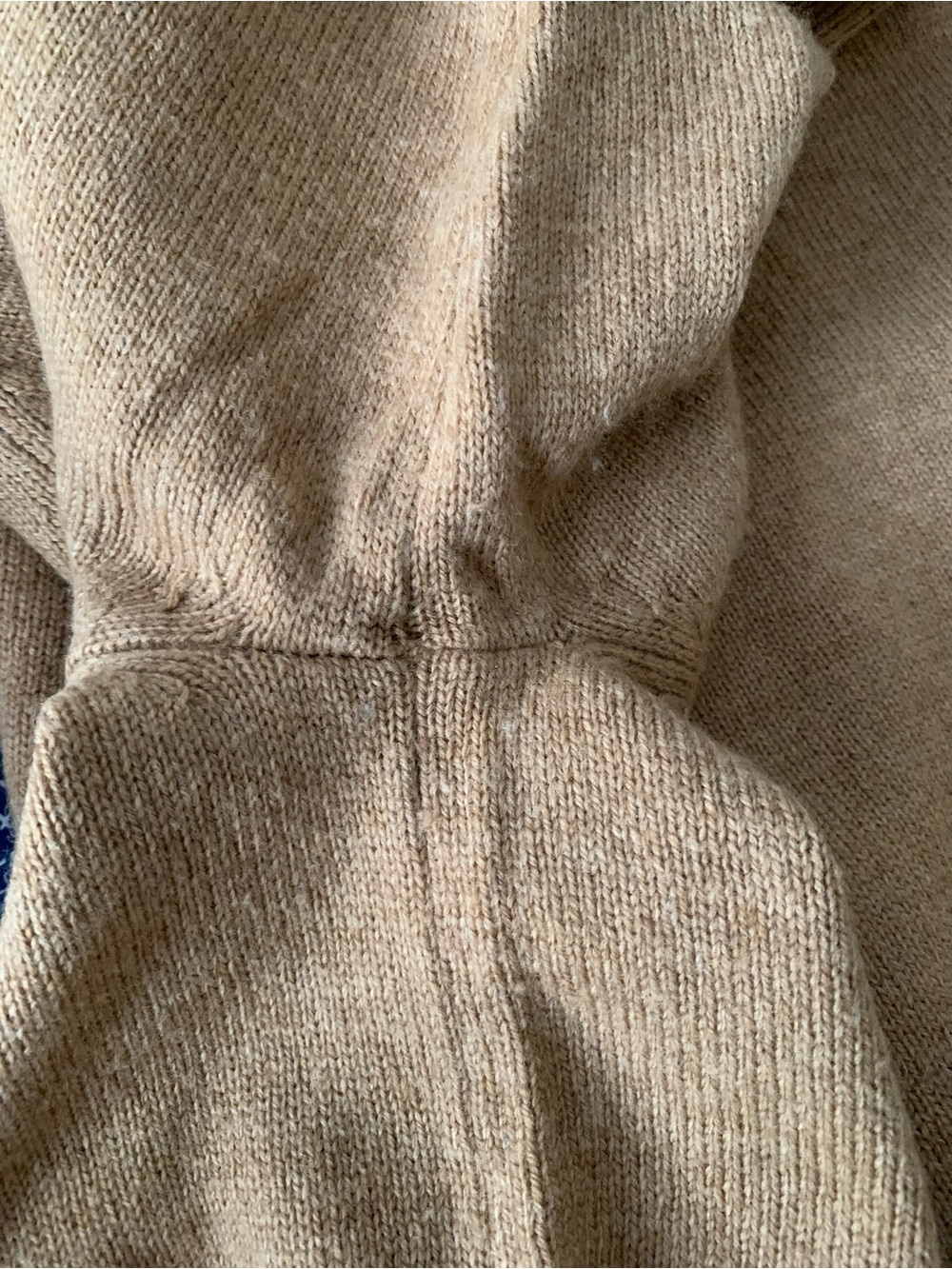 Brooks Brothers men’s V-neck camel/tan Lambswool sweater Size XL - Picture 10 of 12